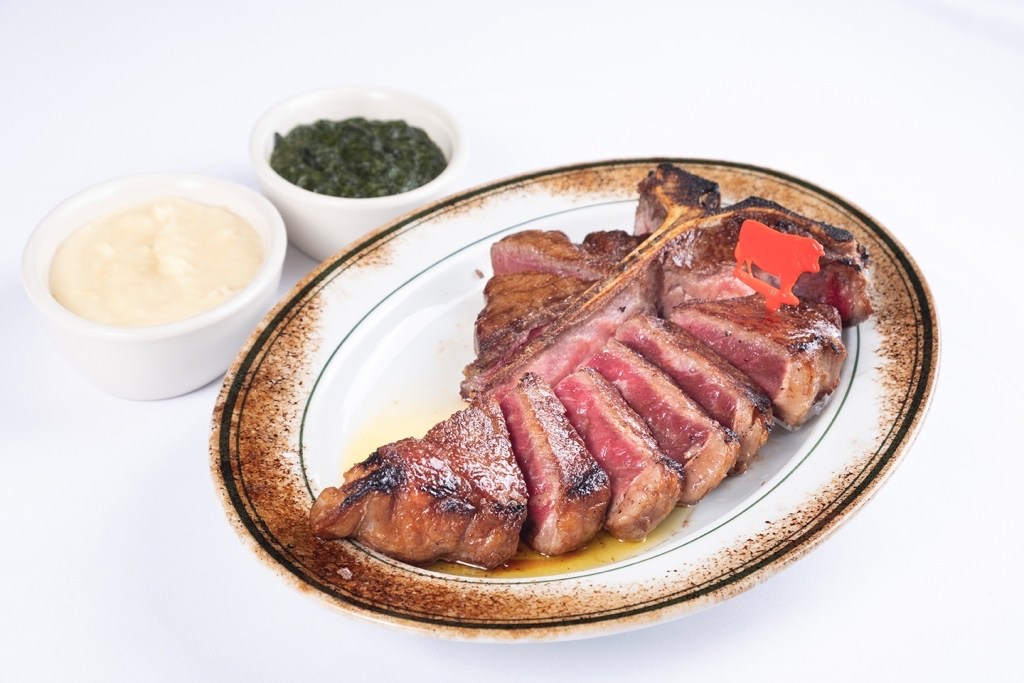 Wolfgang’s Steakhouse: A Taste of New York in the Heart of Manila