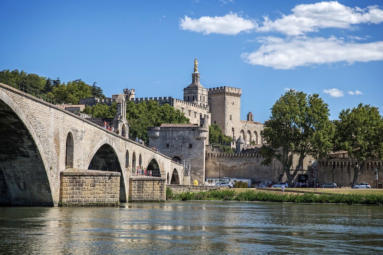 Avignon Bucket List: Top 15 Best Things To Do In Avignon, France